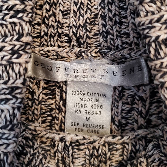 Geoffrey Beene Turtleneck Sweater - Picture 5 of 5